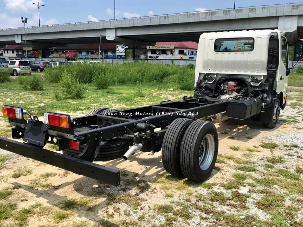 Hino 300 двигатель